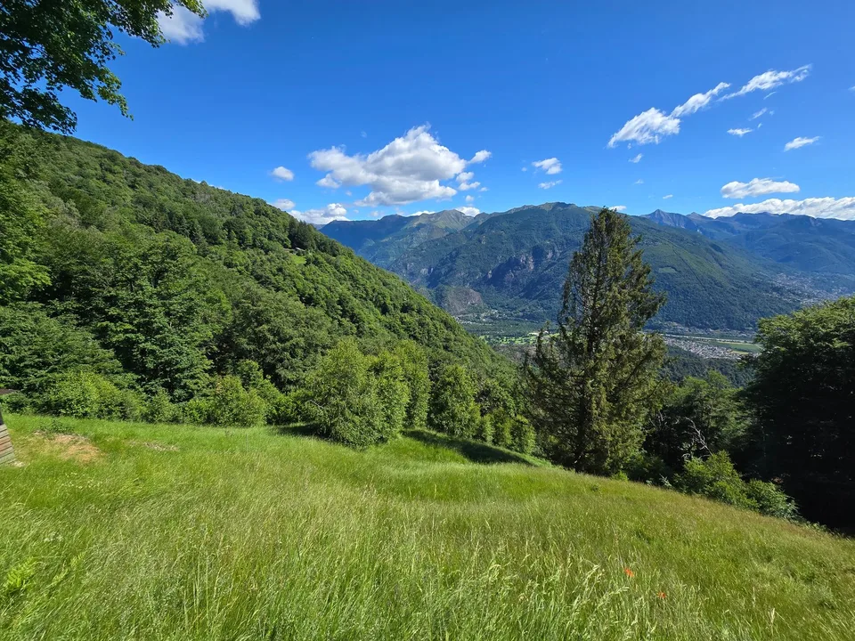 schönes Berghaus inmitten der Natur mit Seeblick und Land – foto 24 di 24
