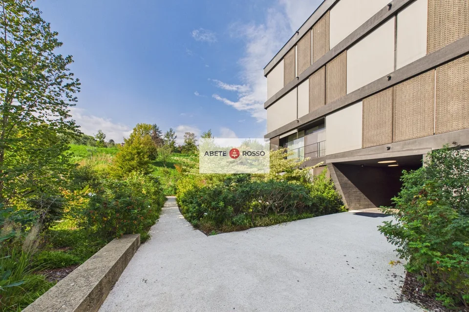 ELEGANTES APPARTMENT: GERÄUMIG, MODERN, ZWISCHEN WOHLBEFINDEN UND NATUR, NAHE BAHNHOF UND ZENTRUM LUGANO – Foto 4 von 28