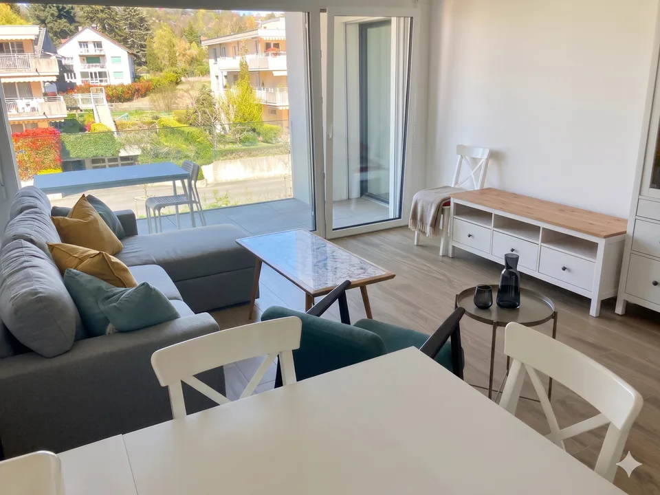 Élégant 2.5 pièces meublé avec balcon à Lausanne – foto 2 di 7