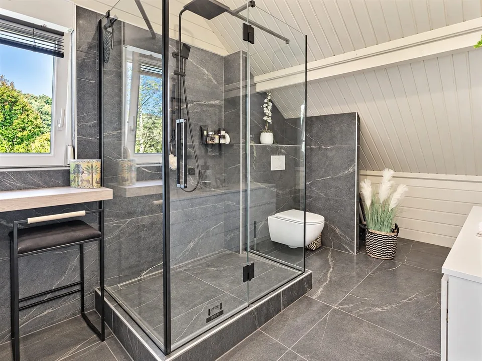 Chalet contemporaneo di 160 m² su 1,56 ettari di terreno con strutture equestri – foto 25 di 30