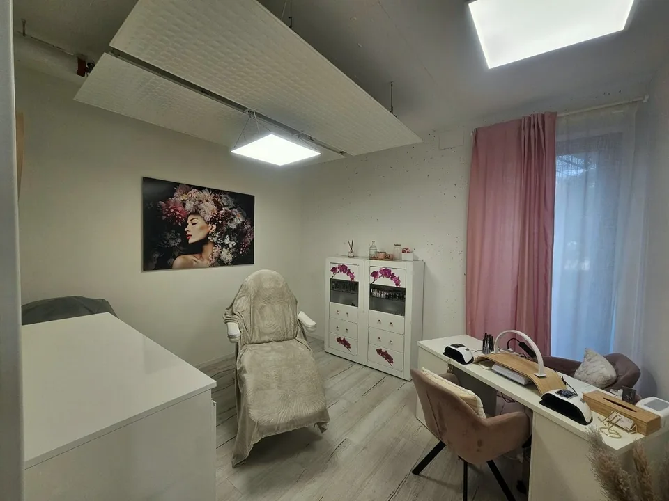 Locale Commerciale in Affitto - Etagnières – foto 6 di 8