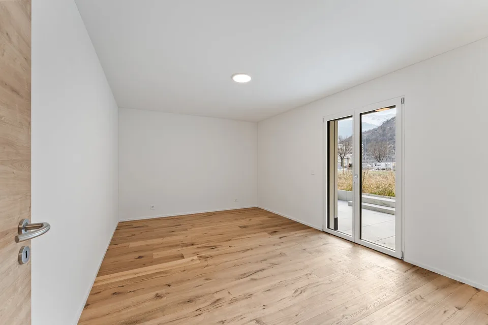 möbiliertes WG Zimmer in 5.5-Z-Gartenwohnung - Neubau – Foto 12 von 14