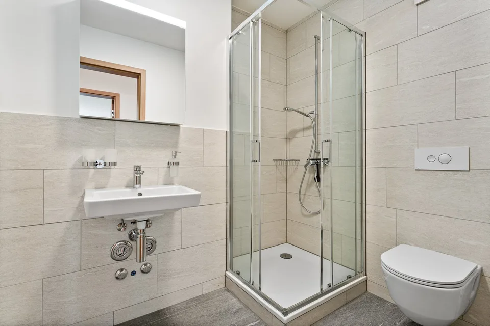 möbiliertes WG Zimmer in 5.5-Z-Gartenwohnung - Neubau – Foto 14 von 14