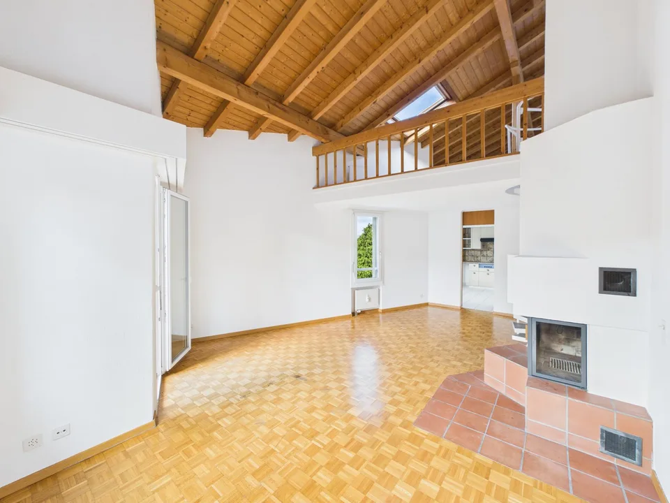 Ampio appartamento mansardato di 6 locali in una zona tranquilla a Uzwil – foto 11 di 19