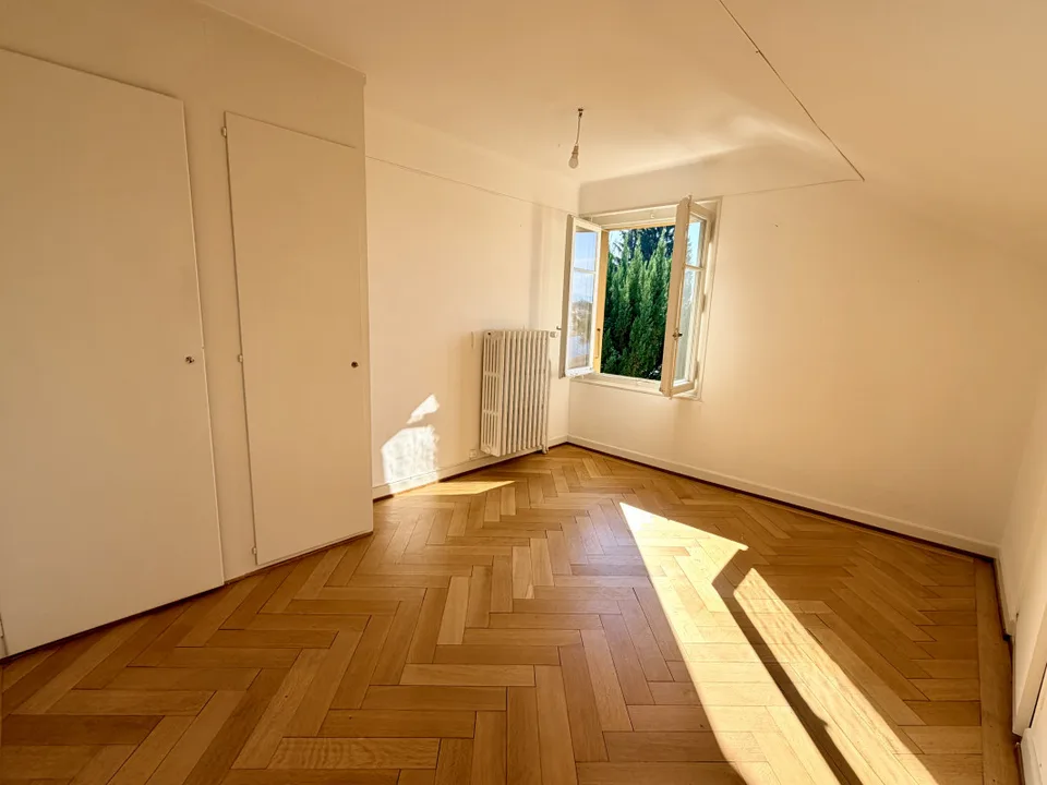 Chailly - Einzelvilla in ruhiger Lage in malerischer Umgebung – Foto 6 von 10