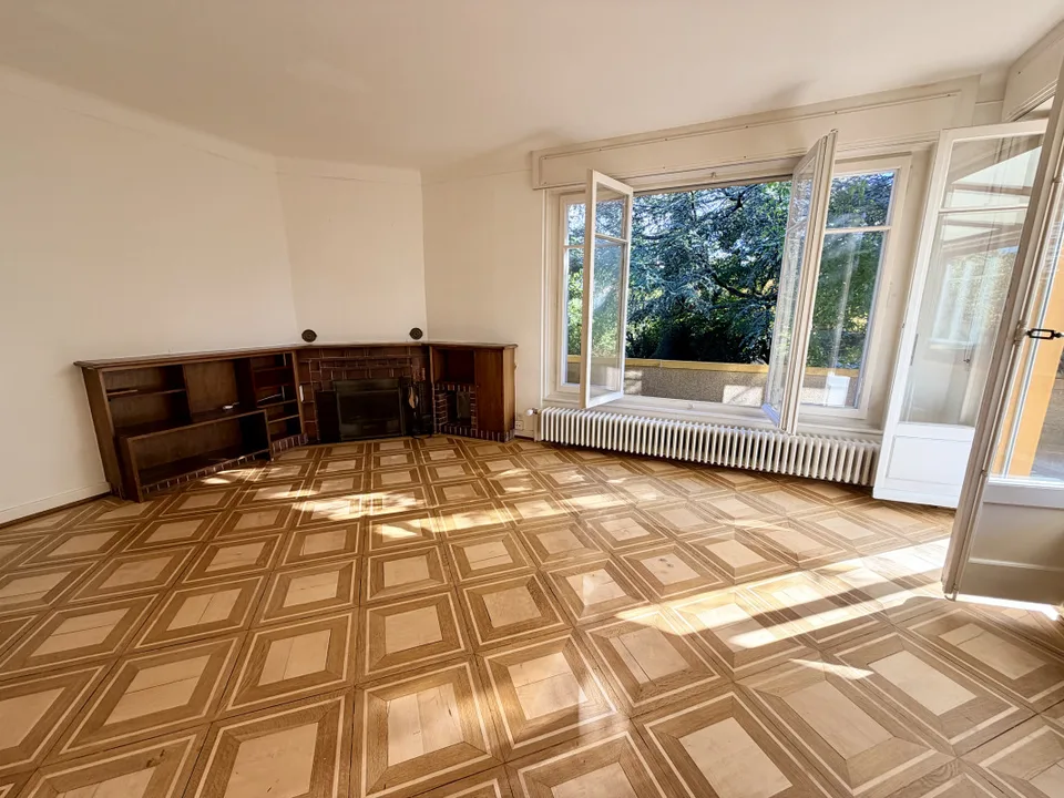 Chailly - Einzelvilla in ruhiger Lage in malerischer Umgebung – Foto 2 von 10