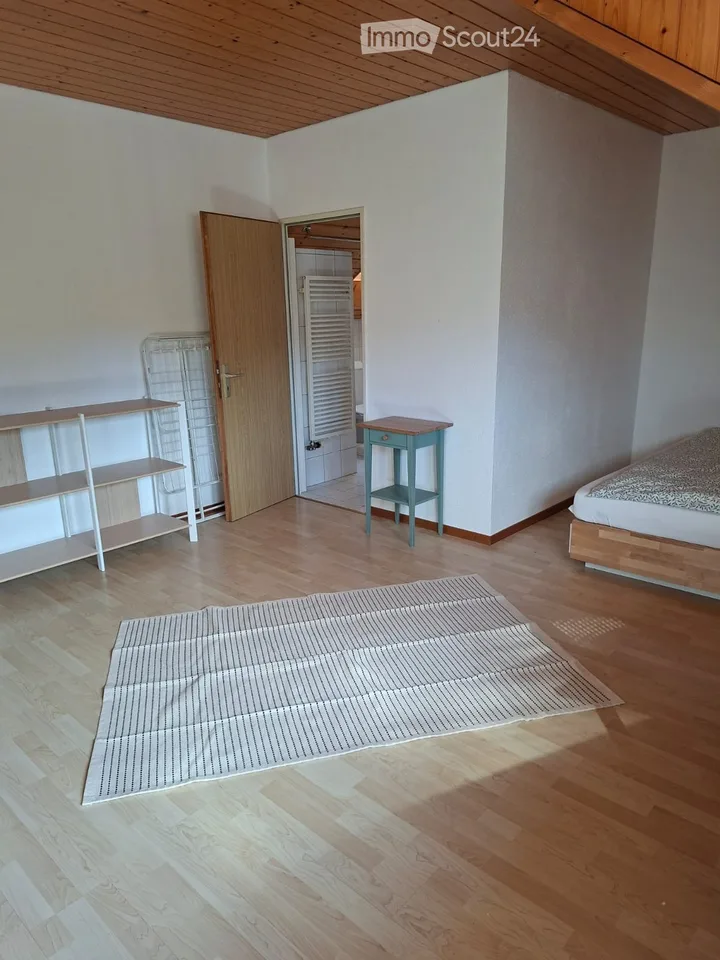 Möbiliertes Studio – Foto 3 von 5