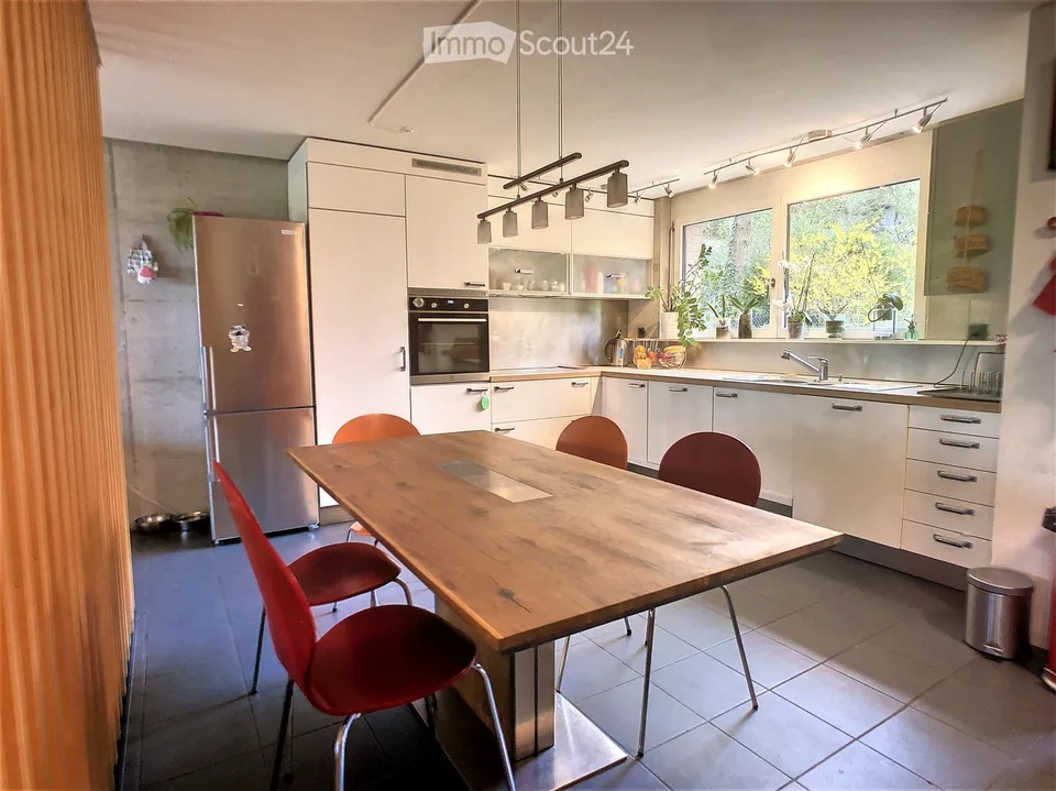 MOBILIERTES ZIMMER IN TRÄUMHAFTER WG IN LAUSANNE – Foto 3 von 5
