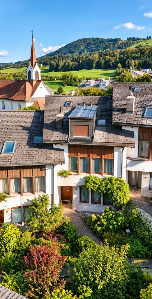 Ein Zuhause mit Charakter, Garten und Raum für Ihre Ideen – in Wilen bei Wollerau – Foto 3 von 23