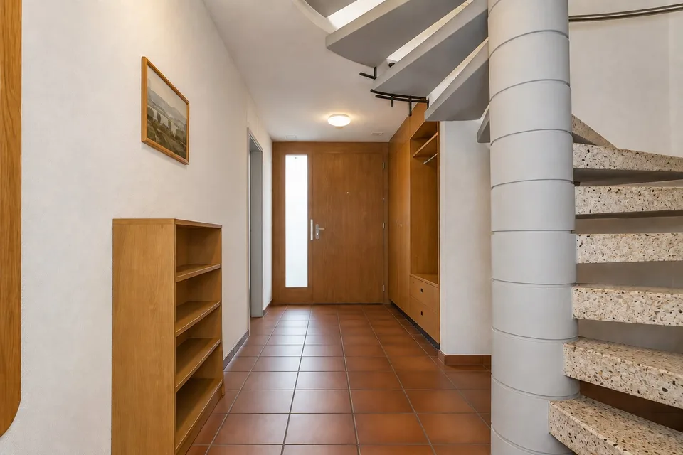 Ein Zuhause mit Charakter, Garten und Raum für Ihre Ideen – in Wilen bei Wollerau – Foto 4 von 23