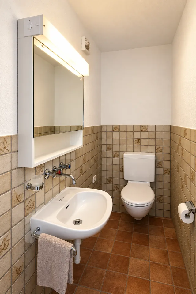 Ein Zuhause mit Charakter, Garten und Raum für Ihre Ideen – in Wilen bei Wollerau – Foto 12 von 23