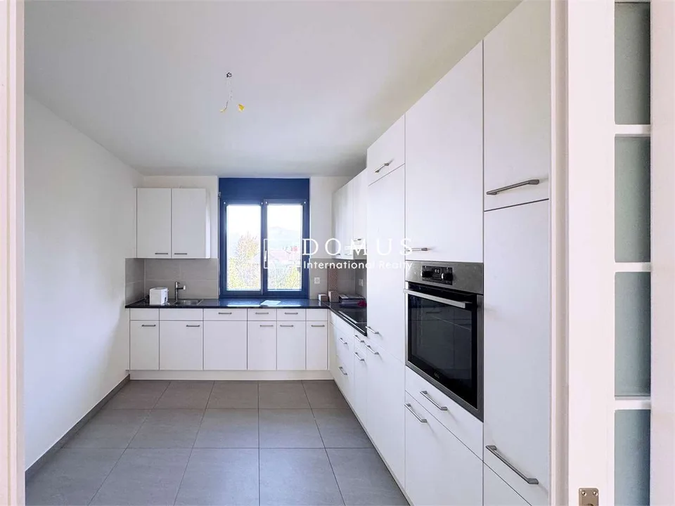 Wohnung mit 4.5 Zimmern – Foto 4 von 11