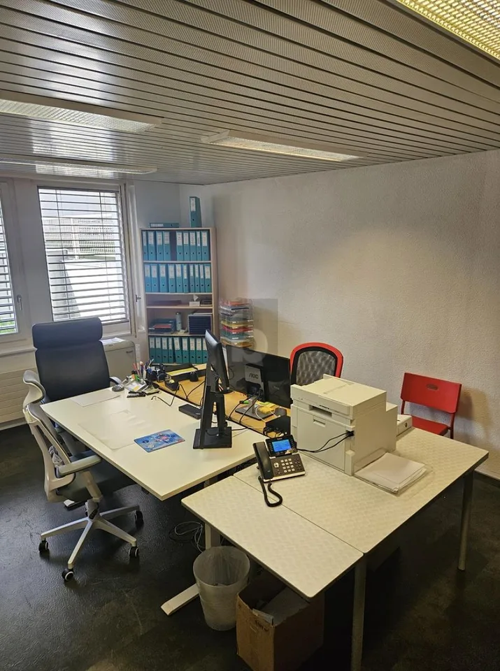 UFFICI AL CENTRO DI FRIBURGO – foto 3 di 6