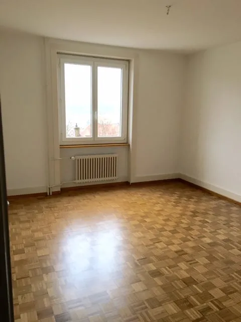 Appartamento di 3 locali con balcone e vista sulla verde – foto 4 di 10