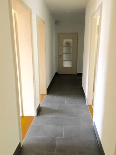 Appartamento di 3 locali con balcone e vista sulla verde – foto 7 di 10