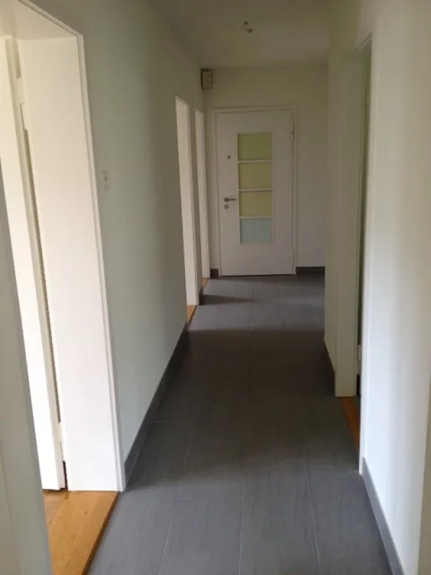Appartamento di 4 locali con balcone e vista aperta sulla verde – foto 4 di 6
