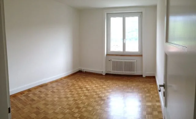 Appartamento di 4 locali con balcone e vista aperta sulla verde – foto 2 di 6