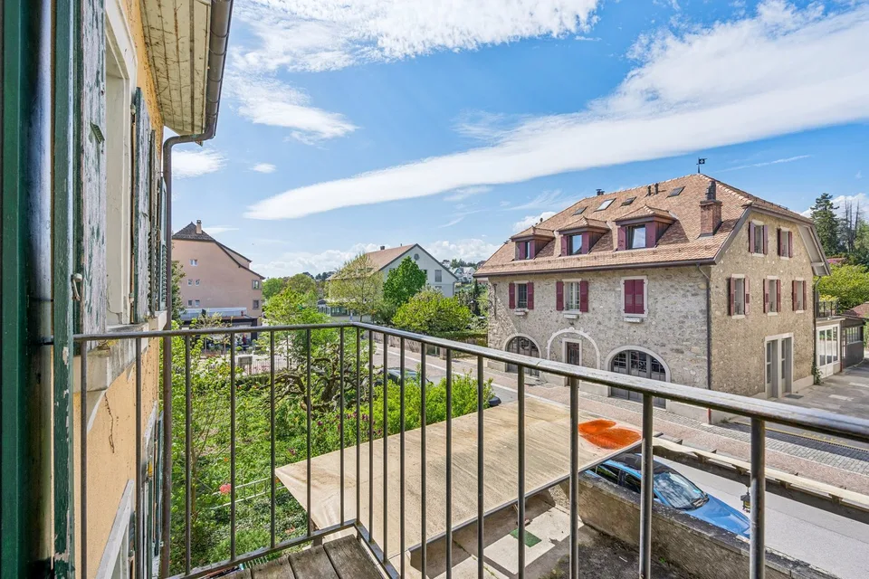 Charming 2.5-room apartment in St-Prex – photo 4 of 12