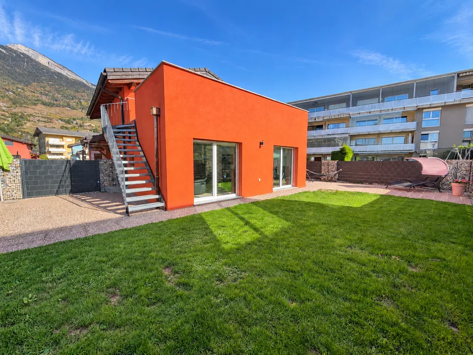 Detached house in Vétroz – photo 2 of 13