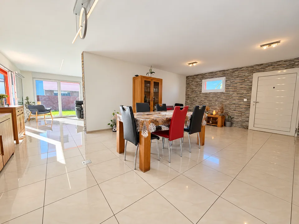 Detached house in Vétroz – photo 8 of 13