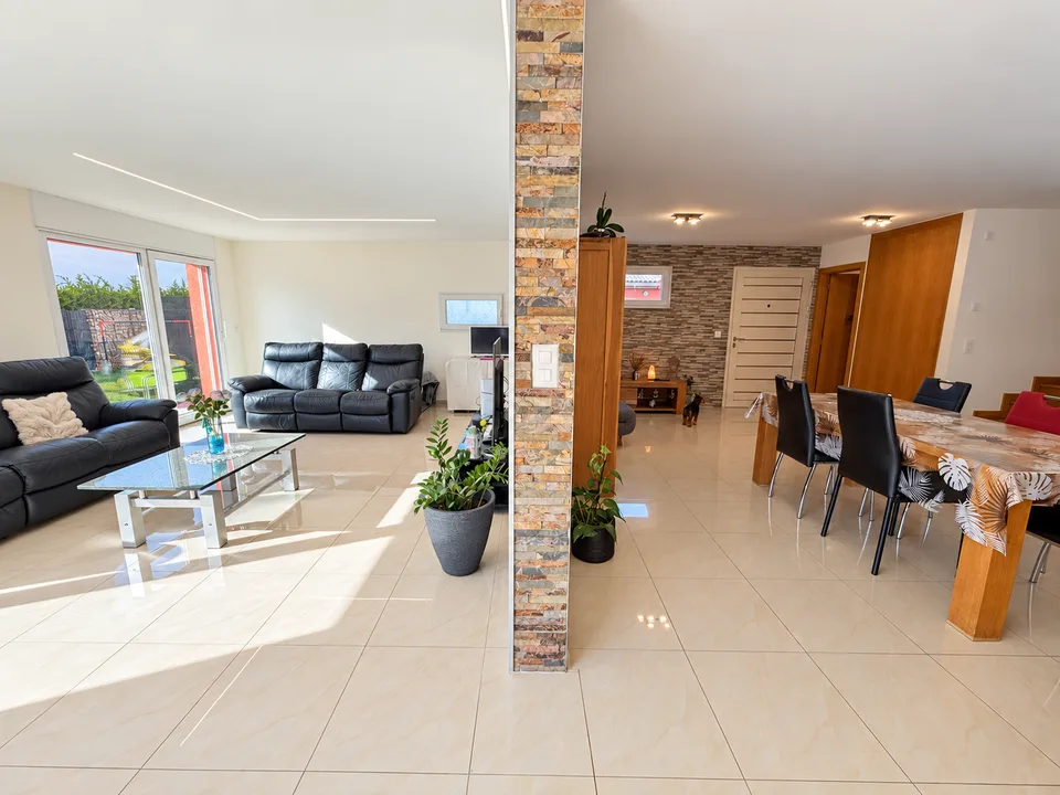 Detached house in Vétroz – photo 7 of 13