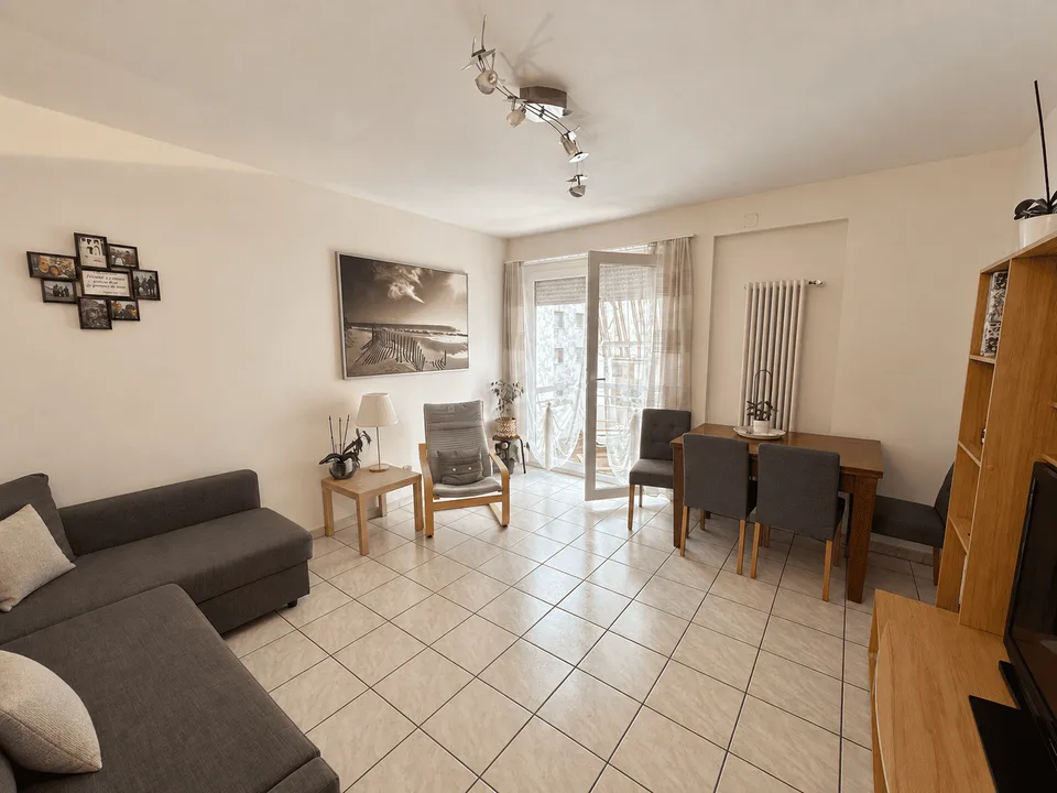 INTERESSANTE APPARTAMENTO 2.5 VICINO AL CENTRO – foto 2 di 13