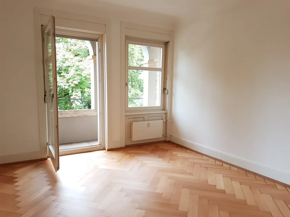 Schöne Altbauwohnung im beliebten St. Johann Quartier – Foto 2 von 8