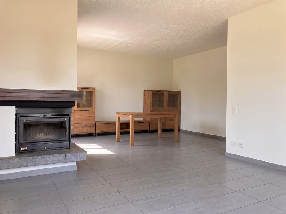 Single-family house with separate 2-room apartment - ideal for family or rental – photo 5 of 13