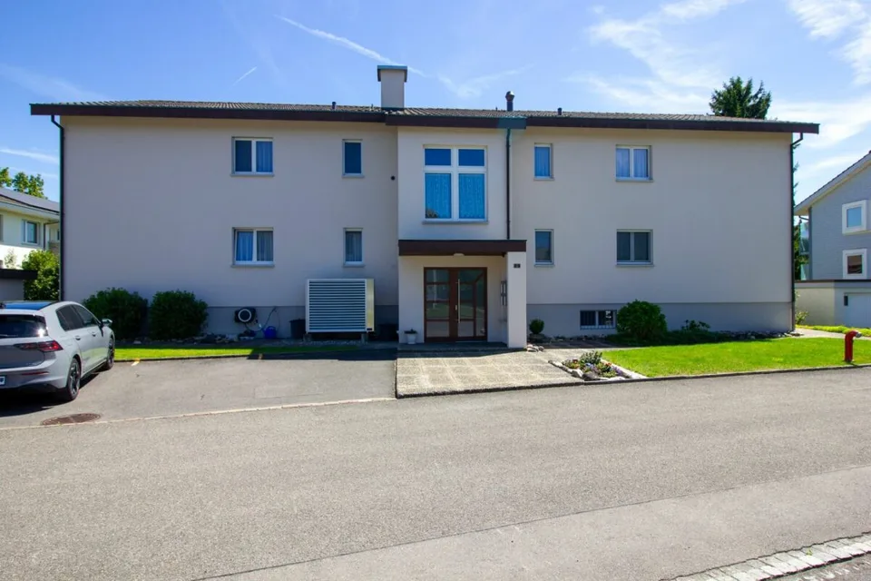 Molto spazio per le proprie idee: appartamento di 4,5 locali con stanza hobby in una posizione tranquilla – foto 2 di 19
