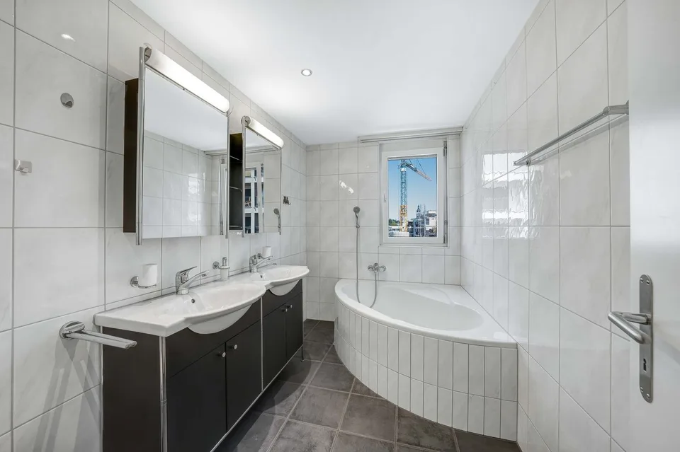4.5-Zimmer-Wohnung – Foto 9 von 12