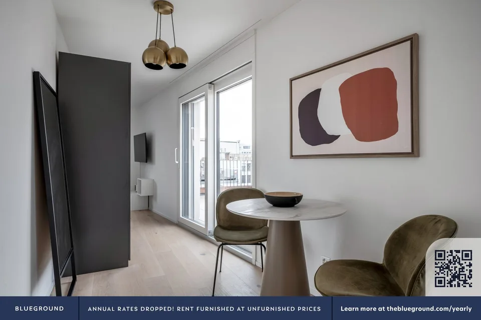 Appartement rénové 1,5 pièces, cave, W/T. 3 minutes au cœur de Wiedikon – photo 7 sur 13