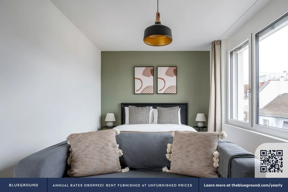 Appartement rénové 1,5 pièces, cave, W/T. 3 minutes au cœur de Wiedikon – photo 2 sur 13