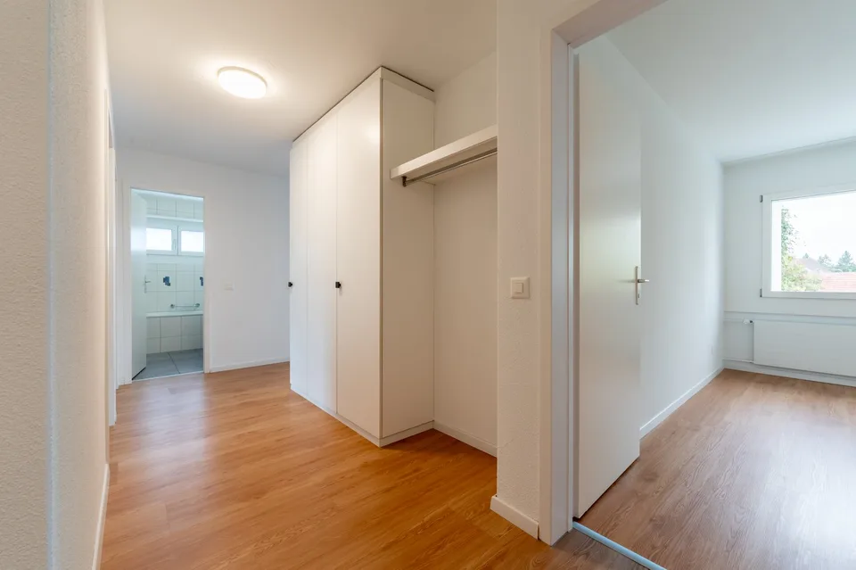 Helle 5,5 -Zimmerwohnung an ruhiger Lage – Foto 3 von 11