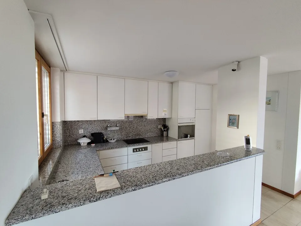 Appartamento di 4.5 locali rinnovato e ammobiliato – ideale come casa secondaria – photo 5 sur 16
