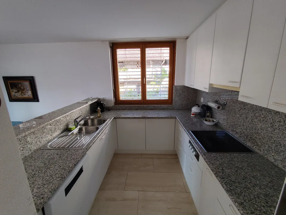 Appartamento di 4.5 locali rinnovato e ammobiliato – ideale come casa secondaria – photo 6 sur 16