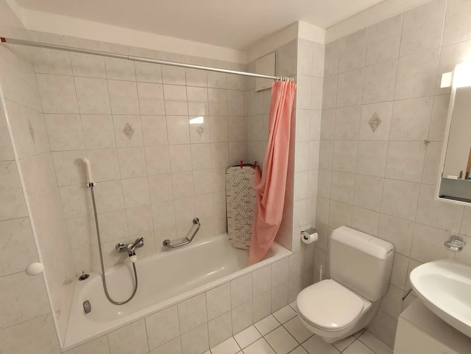 Appartamento di 4.5 locali rinnovato e ammobiliato – ideale come casa secondaria – photo 4 sur 16