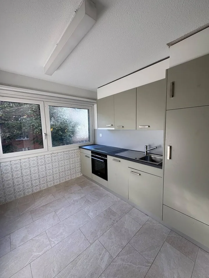 Appartamento di 2,5 locali ristrutturato a Seefeld – foto 2 di 7