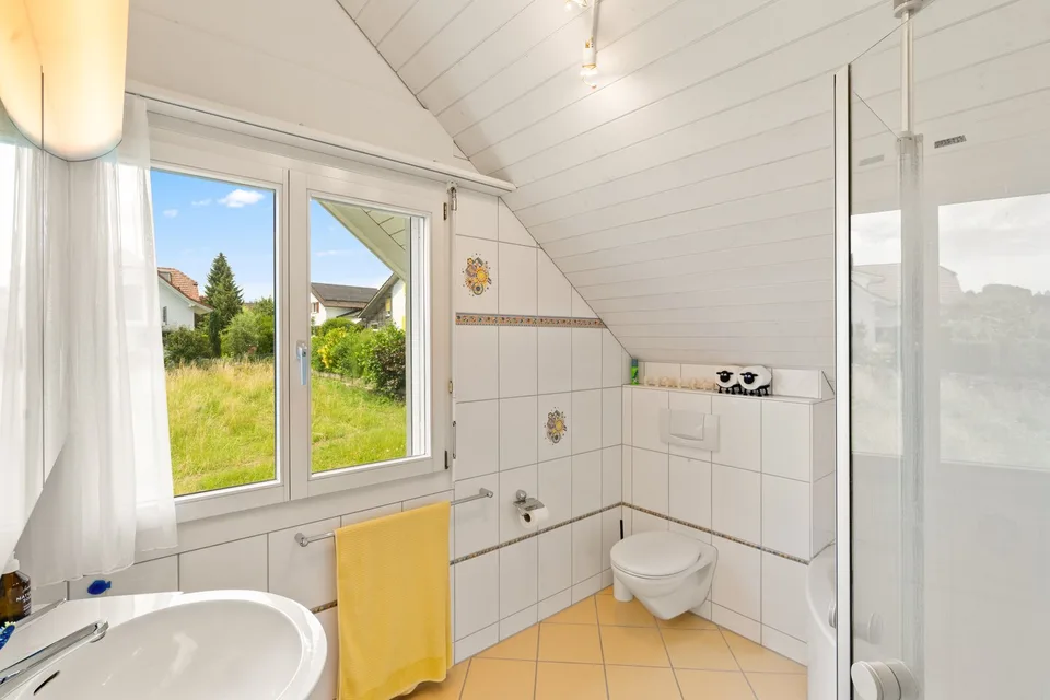 Incantevole casa semidetachata 5.5 locali a Hedingen – foto 9 di 14