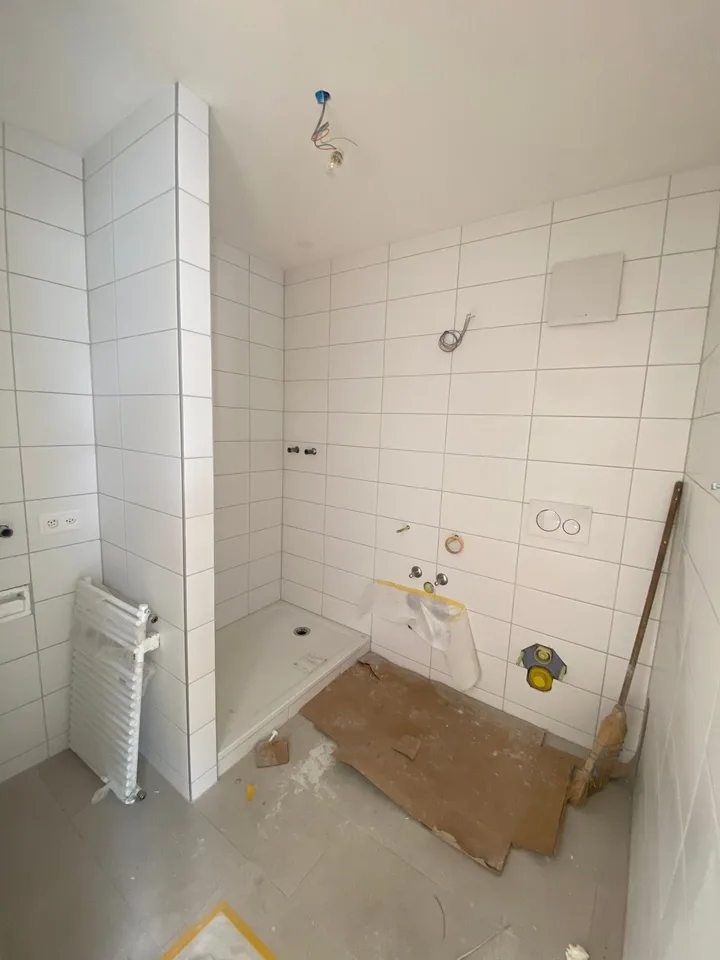 Sehr schönes renoviertes Studio im Herzen von Delémont – Foto 4 von 5