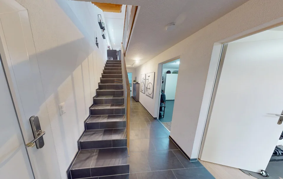 Maison de famille attrayante de 6,5 pièces – photo 12 sur 20