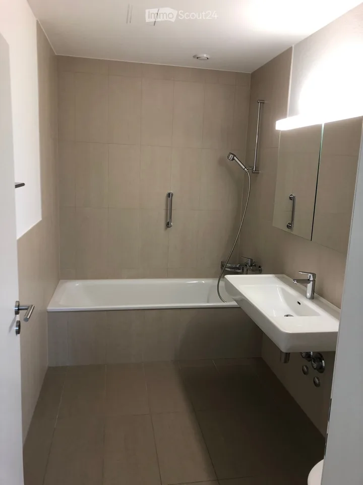 Appartement 3,5 pièces à Münchenstein avec vue – photo 5 sur 5