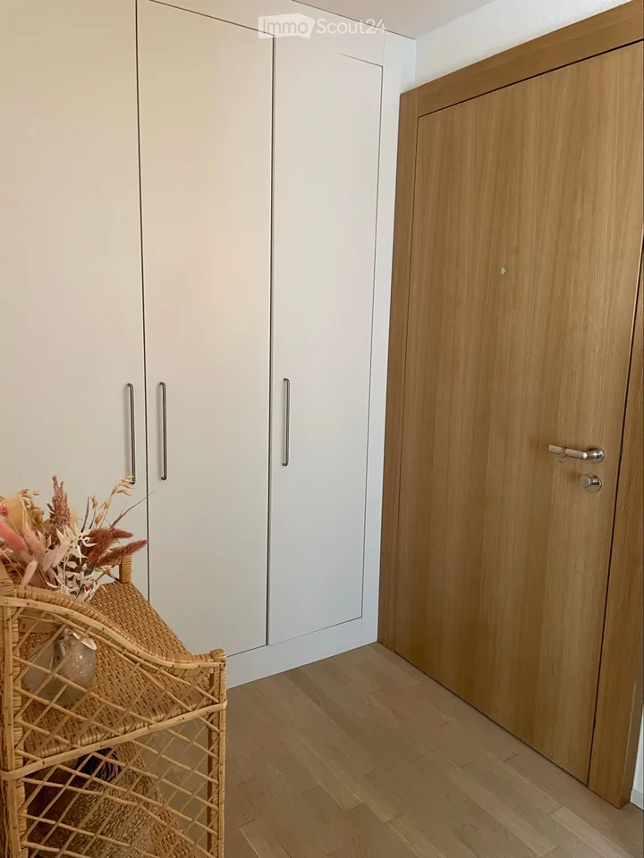Übergabe des Mietvertrags - 2,5 Zimmer - Innenstadt – Foto 5 von 5