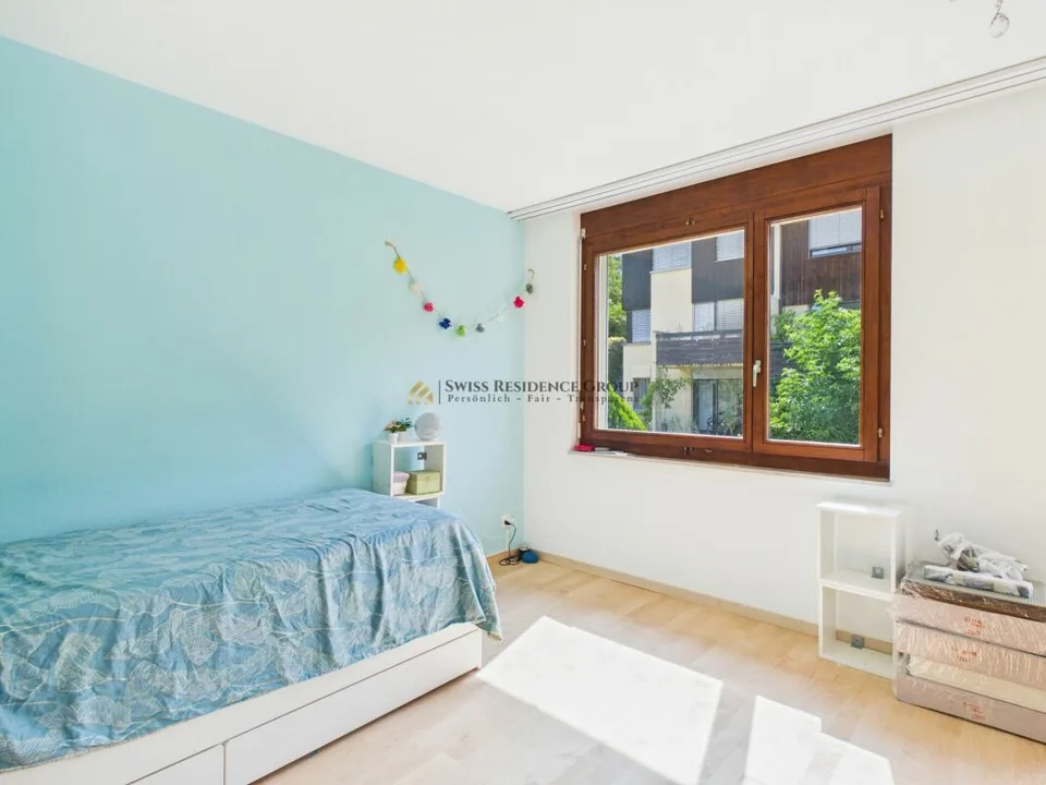 Traumhaftes Wohnen am Fusse des Üetlibergs - Stilvolles 6.5-Zimmer-Doppelhaus – Foto 10 von 24