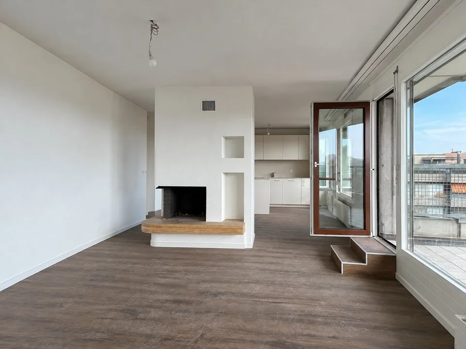 Appartement de 5.5pcs attique rénové à louer à Bienne – photo 3 sur 8