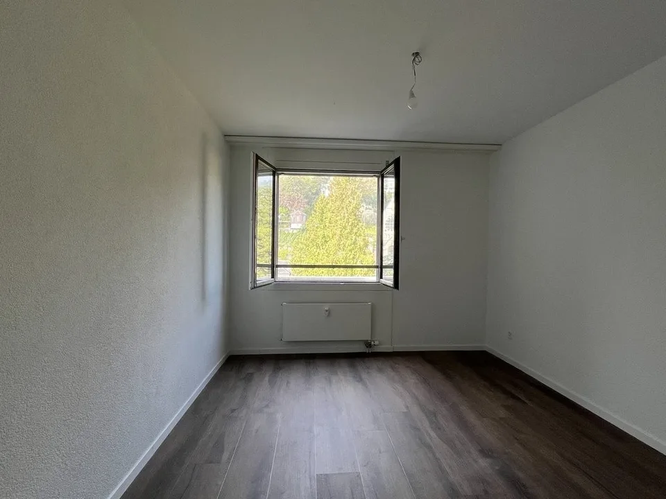 Appartement de 5.5pcs attique rénové à louer à Bienne – photo 6 sur 8