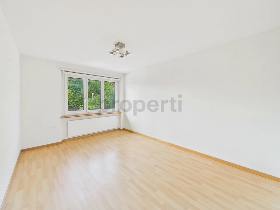 Charmantes Zweifamilienhaus mit Gartenparadies und viel Potenzial in Horgen! – Foto 7 von 13