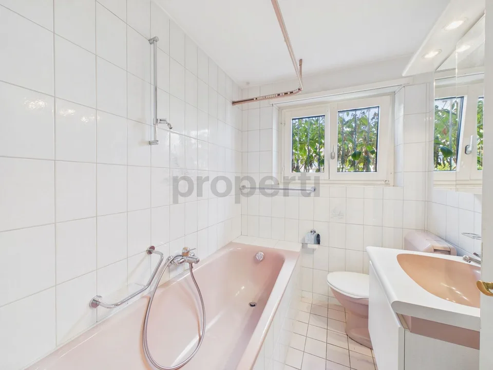 Charmantes Zweifamilienhaus mit Gartenparadies und viel Potenzial in Horgen! – Foto 11 von 13