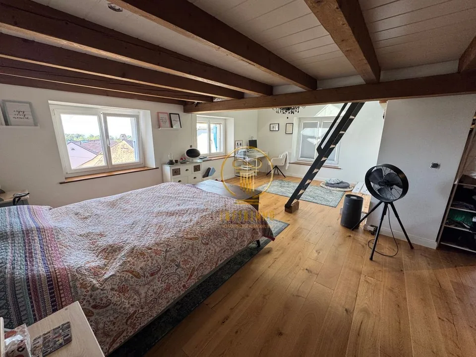 SELTENES OBJEKT, Schönes Dorfhaus im Herzen von Burtigny mit 7,5 Zimmern – Foto 13 von 13