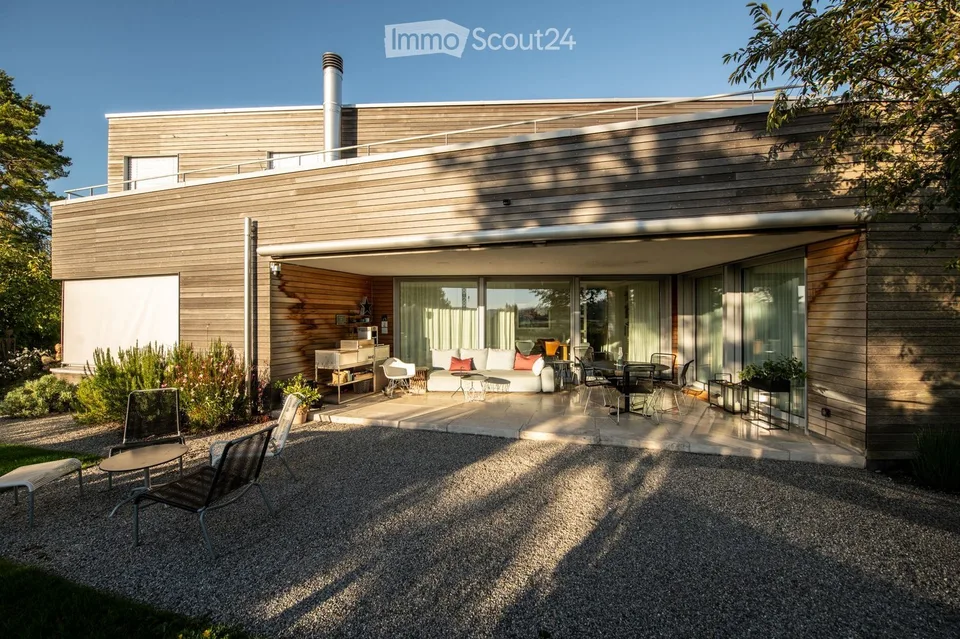 Grosszügiges 7.5-Zimmer-Einfamilienhaus mit Naturpool – Ihr neues Zuhause an bester Lage in Seuzach – Foto 10 von 30