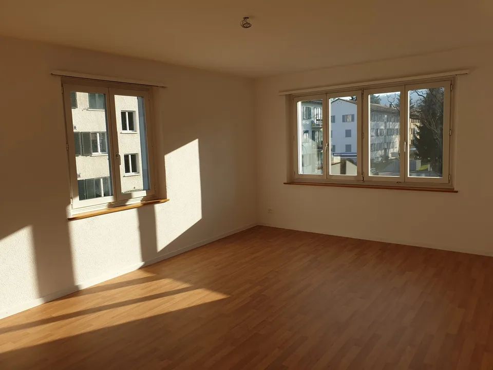 Appartement attractif de 3 pièces avec balcon à Zürich-Schwamendingen – photo 5 sur 6